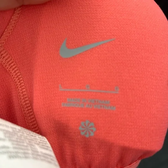 Nike Women's Pink Swimsuit NWT - Picture 9 of 11
